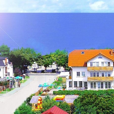 Dom Wczasowy Chlapovia Wladyslawowo-Chlapowo Exterior photo